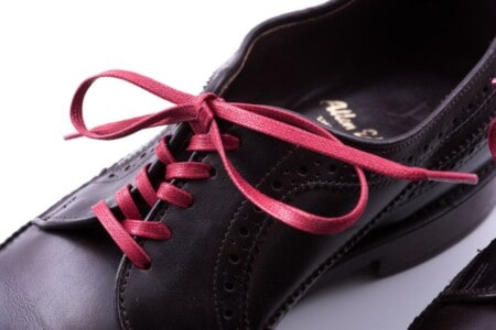 Lacets plats en coton ciré rouge - Lacets de chaussures habillés de luxe par Fort Belvedere