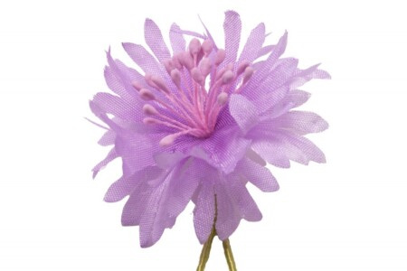Flor de botão de flor de flor de centáurea roxo claro boutonnière Fort Belvedere