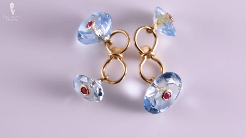 Boutons de manchette aigue-marine et rubis en or 18 carats