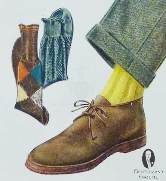 Chukka-saappaat kumipohjalla, keltaiset sukat ja vihreät housut