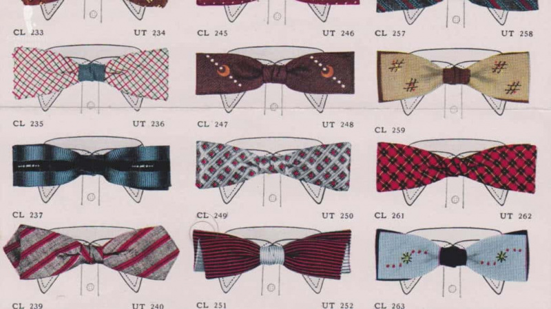 A gama de cores e tamanhos das gravatas-borboleta na década de 1950 foi realmente ampliada.