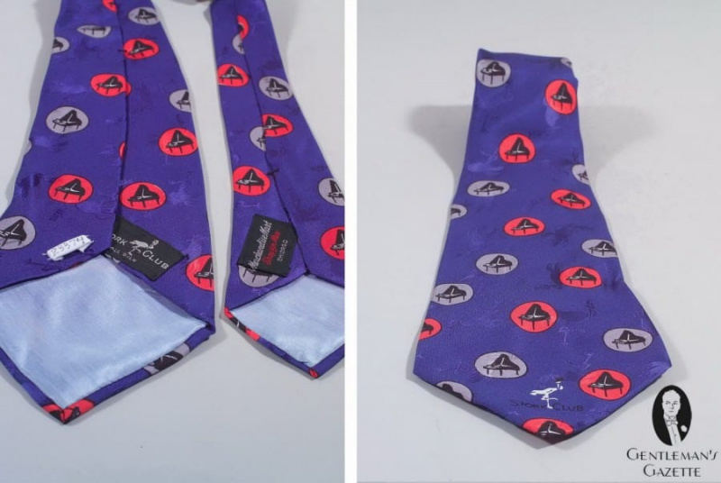 Potištěná a žakárová hedvábná kravata vyrobená společností Merchandise Mart pro společenský noční klub Stork Club v New Yorku