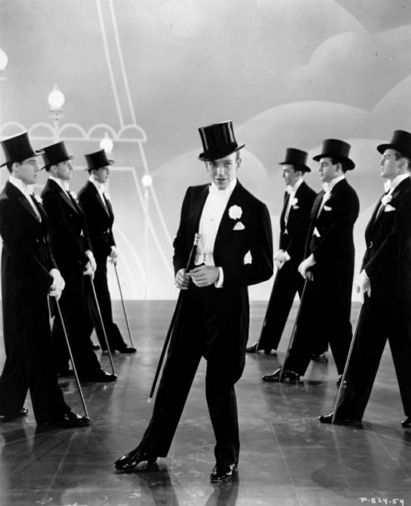 Fred Astaire en cravate blanche