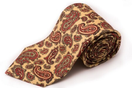 Paisley Madder svilena kravata u tamnožutoj blijedožutoj boji s crvenom crnom Fort Belvedere