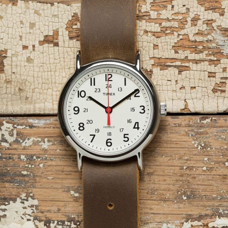 Hodinky Timex Weekender s koženým řemínkem