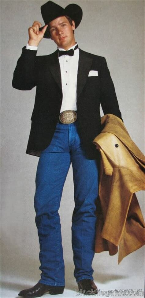 Formální oblečení s ranou westernovou tématikou z vydání GQ z roku 1983.
