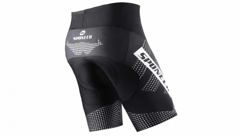 Le spandex est principalement utilisé dans les shorts de cyclisme.