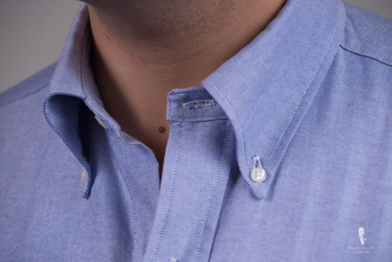 Mercer and Sons Button Down -kaulus S-kaarella