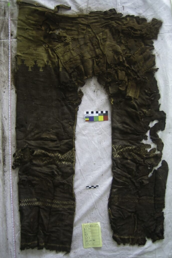 Nejstarší vlněné kalhoty, jaké kdy byly objeveny – z Číny
