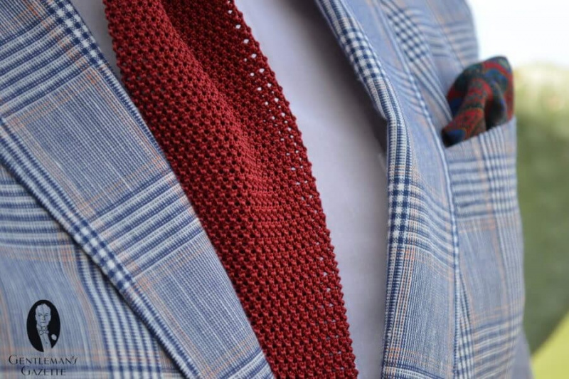 Pletená kravata, sportovní kabát Gagliardi a kapesní čtverec