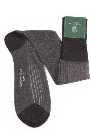 Stínové pruhované žebrované ponožky uhlové a světle šedé fil d