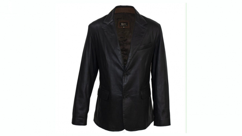 Uma jaqueta de couro cortada e estilizada como um blazer