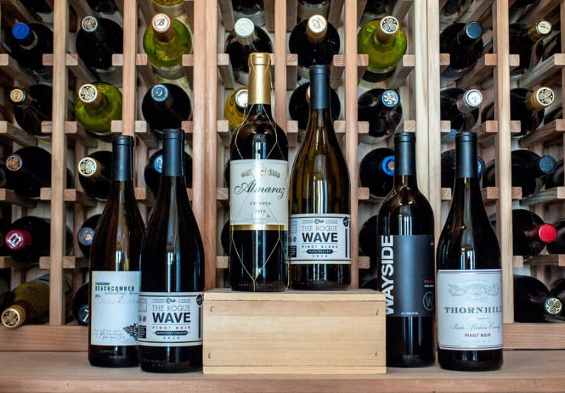 Разна вина из различитих винских клубова