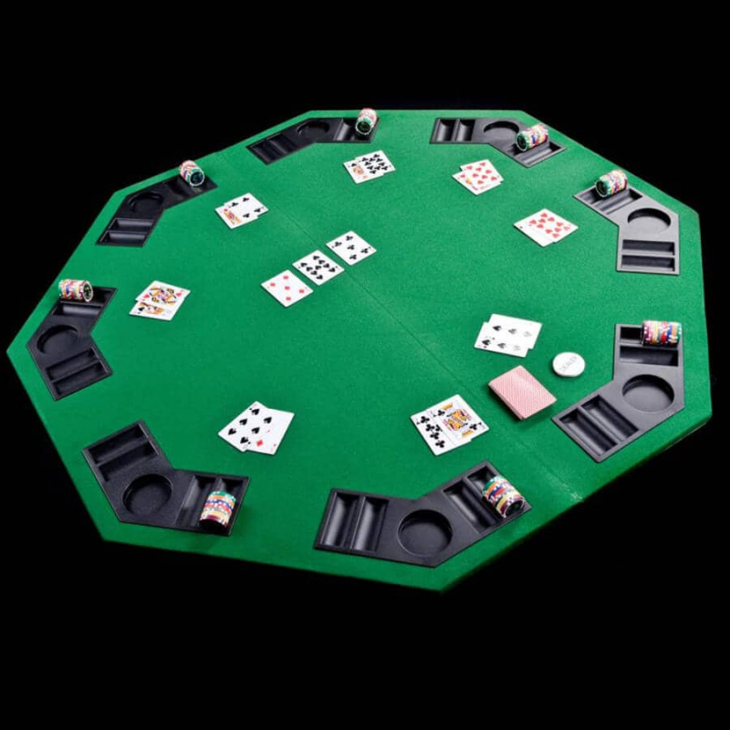 Un dessus de table de poker pliable est parfait pour être placé sur une autre table
