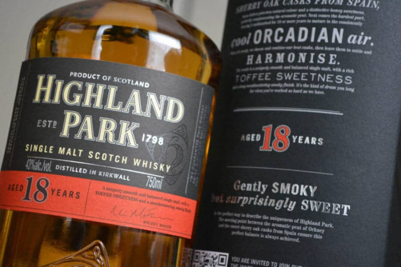 Une bouteille bien décrite de Highland Park 18