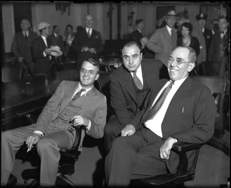 Al Capone et son équipe juridique