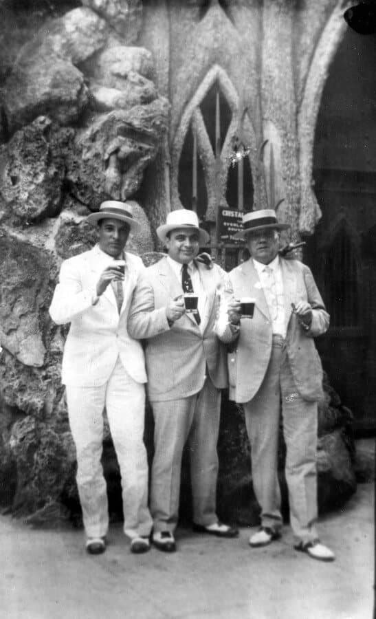 Al Capone avec des spectateurs dans le sud de la Floride
