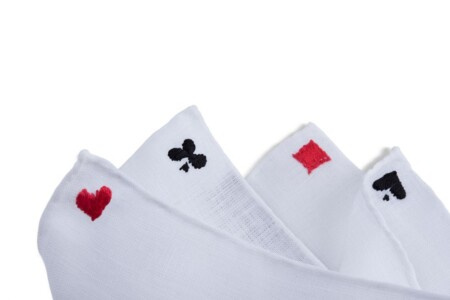 Pochette de Poker 4 Costumes avec Coeurs, Espaces, Trèfles Brodés - Fort Belvedere