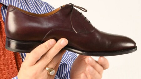 Een foto van een oxblood Oxford-schoen van Meermin