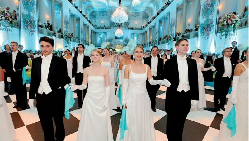 Gravata branca em Viena significa que você usa luvas internas