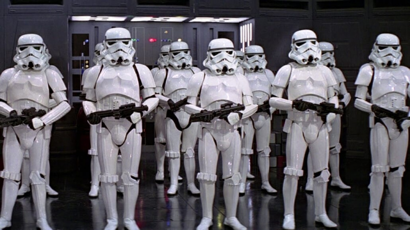 Storm troopers em botas Chelsea pintadas