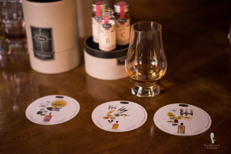 El Glencairn Copita es el estándar de oro para los vasos de degustación de whisky y es económico.