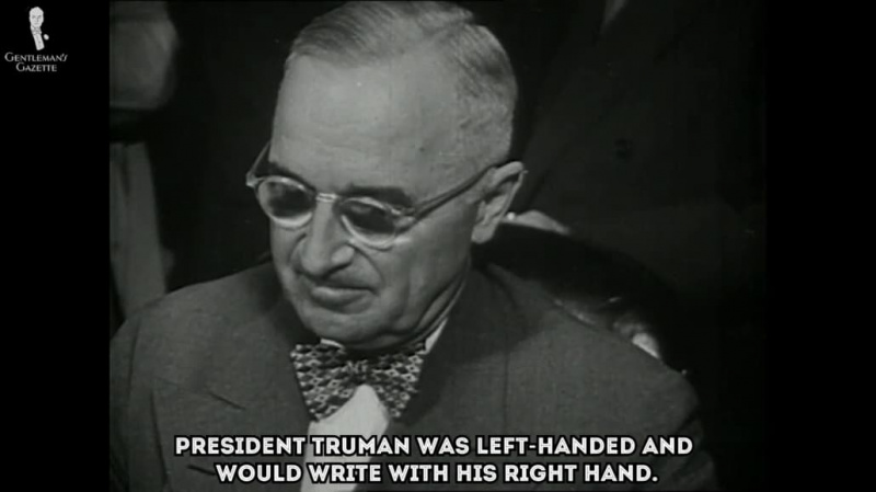 Prezident Truman s motýlkem, byl levák, ale psal pravou rukou