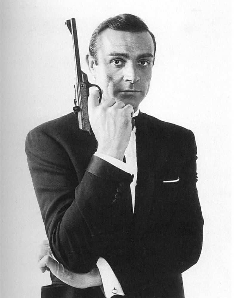 Sean Connery dans le rôle de James Bond dans une publicité de 1963
